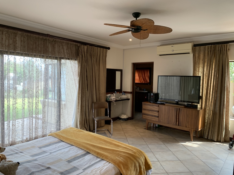 5 Bedroom Property for Sale in Birdwood Estate North West